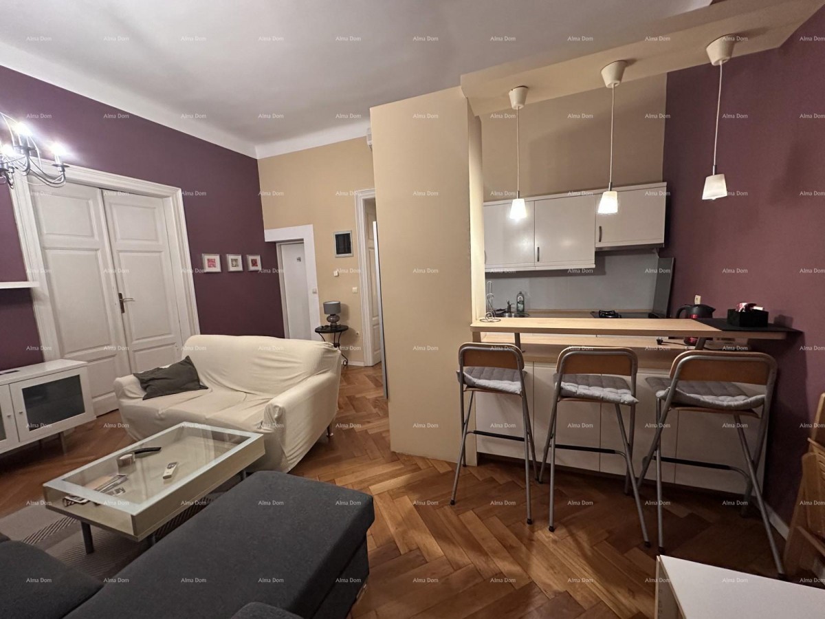 Pula – stan s 3 apartmanske jedinice! Centar. Zadarska ulica. 2