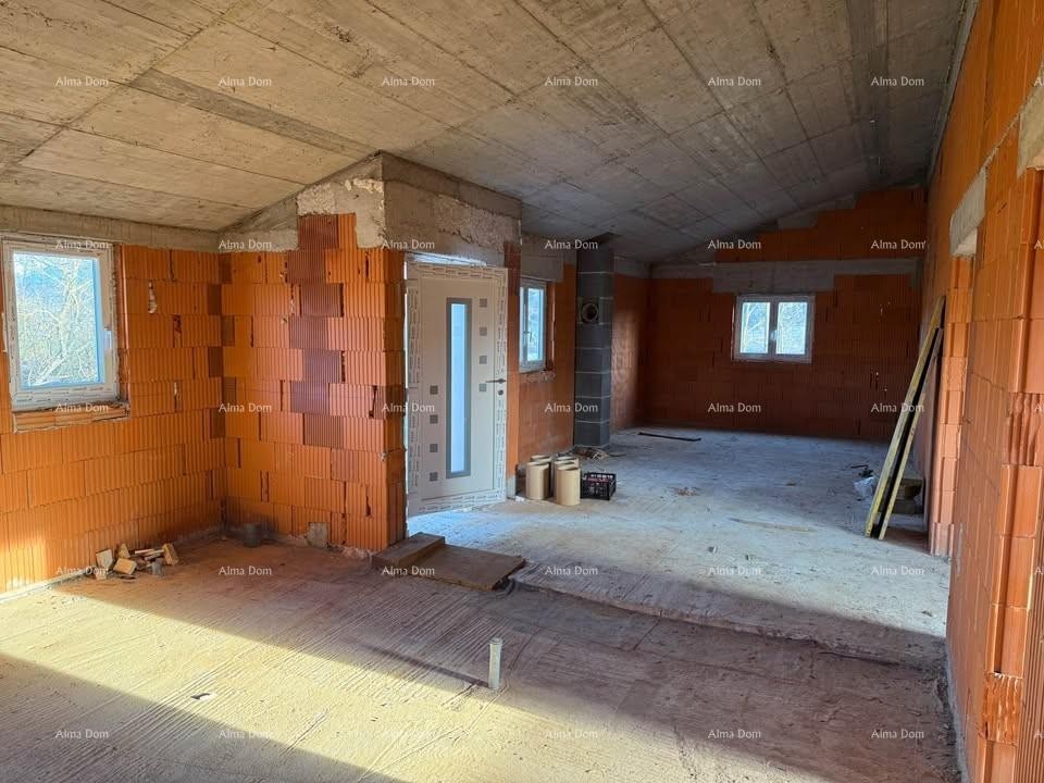Casa in fase di roh-bau con ampio giardino – Cerovlje 8