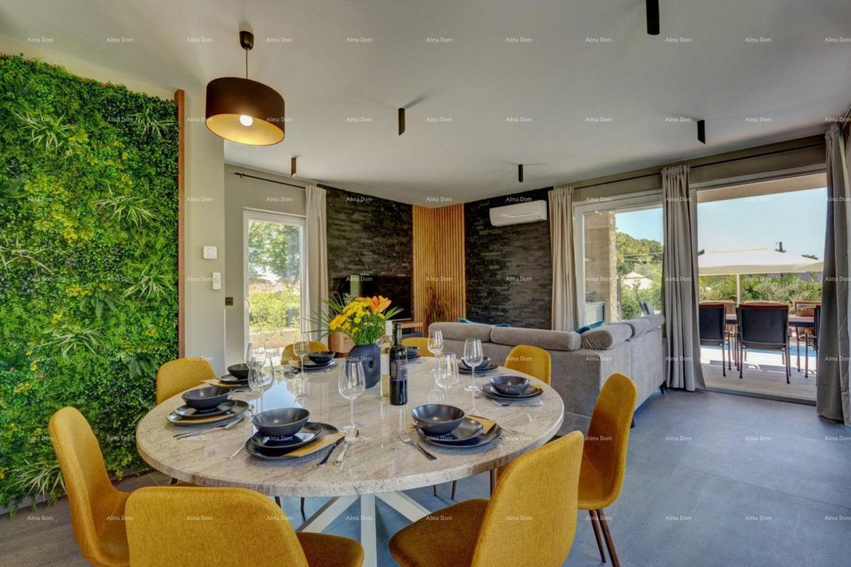 Moderna vila z bazenom in savno, Marčana! 8