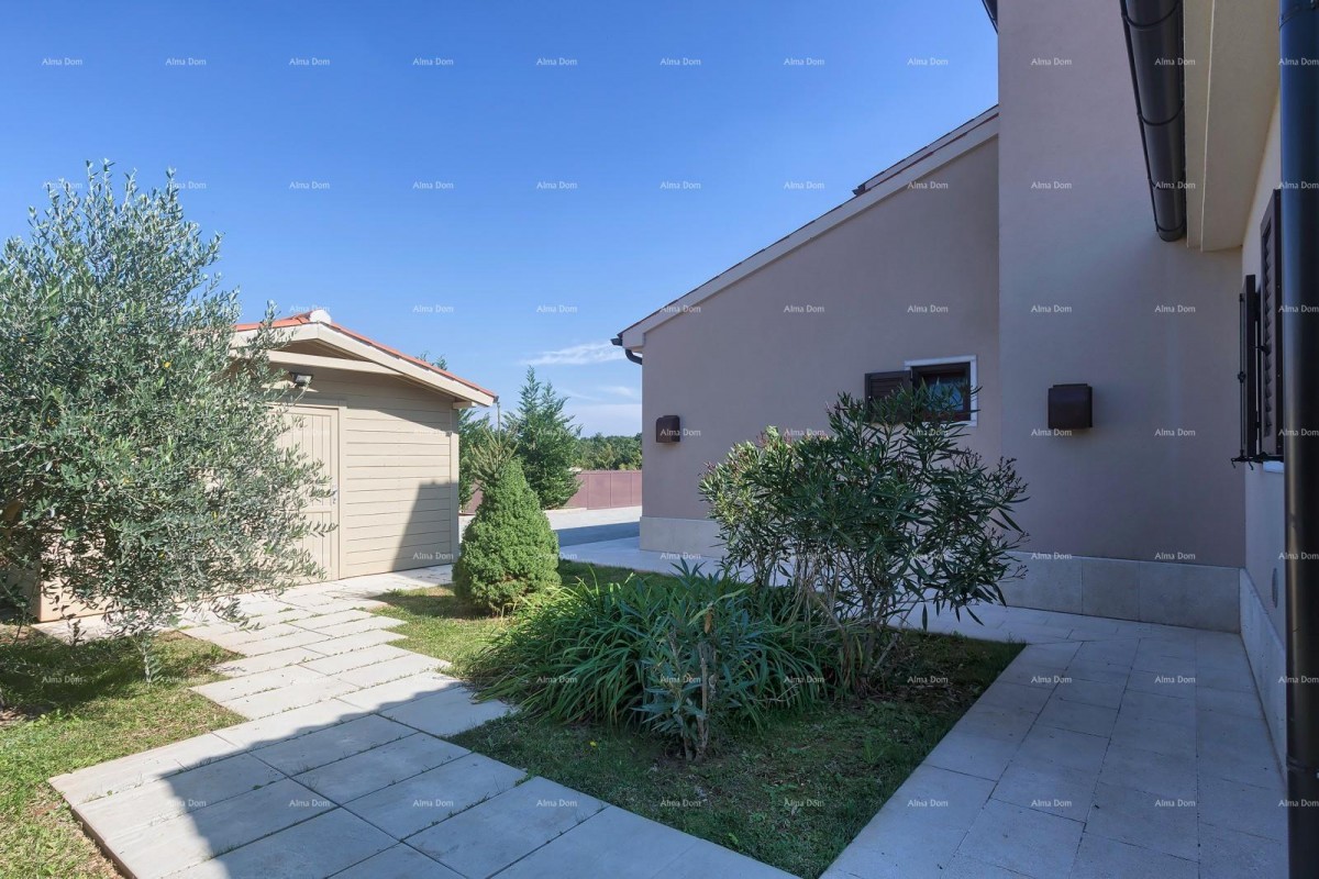 Красивый дом  с бассейном 7