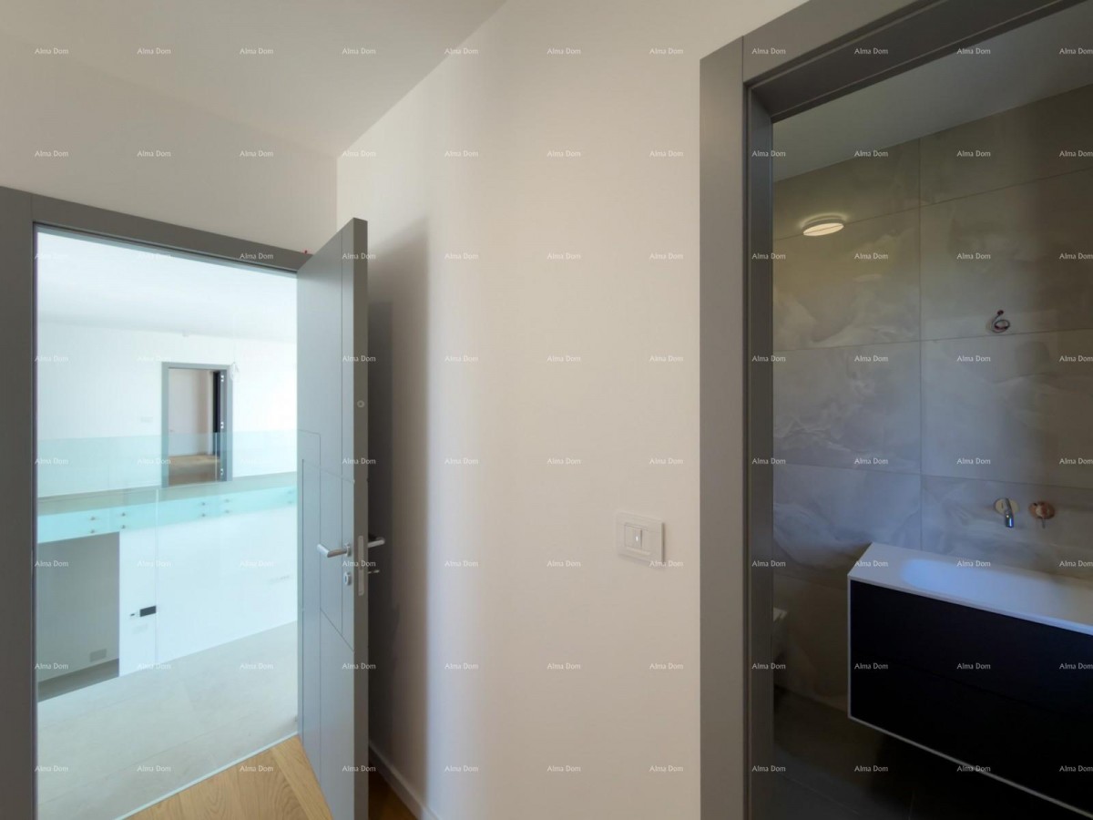 Современная вилла в 100 метрах от моря! 42