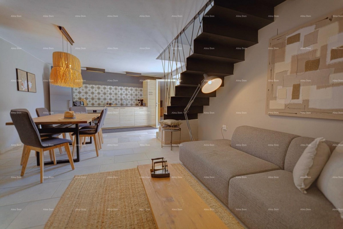 Vendiamo una bella casa in un villaggio idilliaco, nel cuore dell'Istria. 10