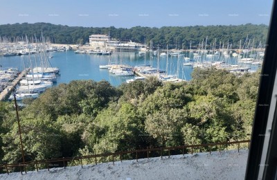 Luxury apartment with a sea view and parking space, Pula, Veruda!