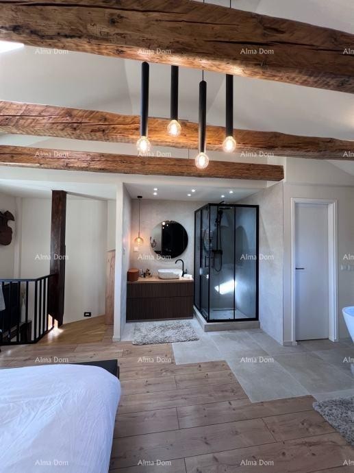 Two Renovated Istrian Stone Houses in Kanfanar 12