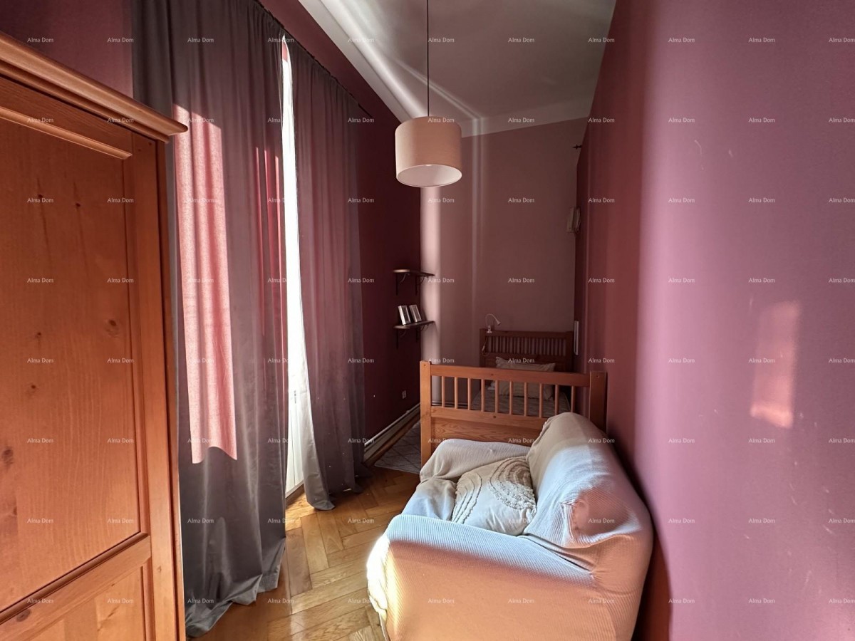 Pula – stan s 3 apartmanske jedinice! Centar. Zadarska ulica. 17