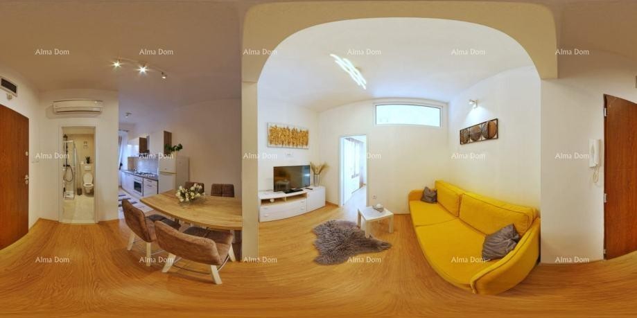 RESERVED Pula, 2-bedroom apartment in the center, 31 m² + terrace and garden 1