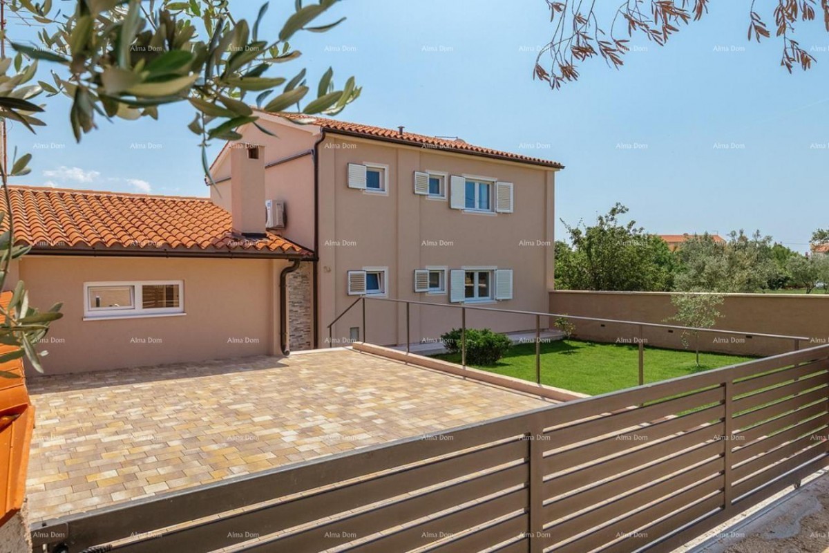 Nuovo! Una bellissima villa vicino a Pola. Štinjan. 1