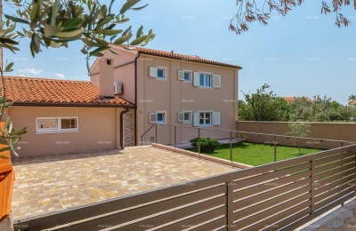 Novo! Prelijepa vila u blizini Pule. Štinjan.