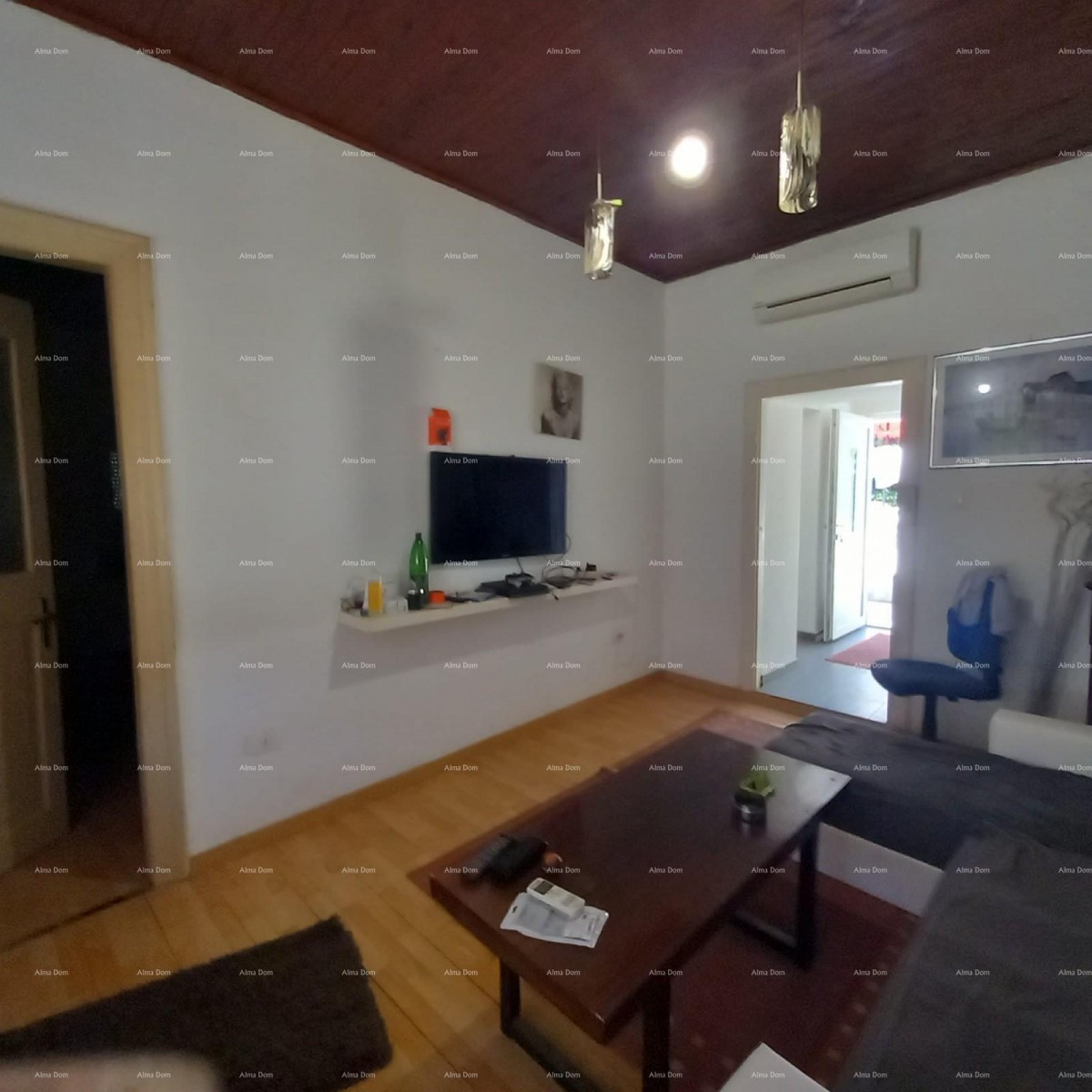 Pula! Prizemnica z velikim vrtom in teraso. 5