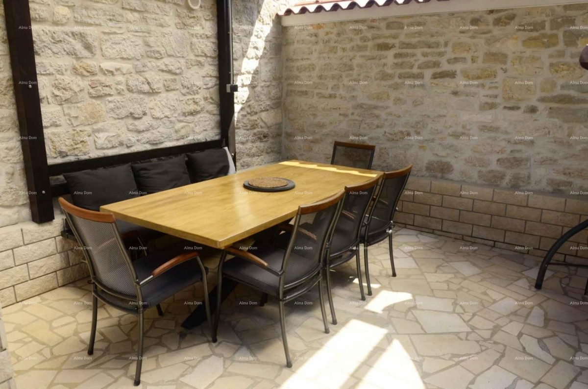 Продается: Полностью и современно отремонтированная вилла 2018 года 6