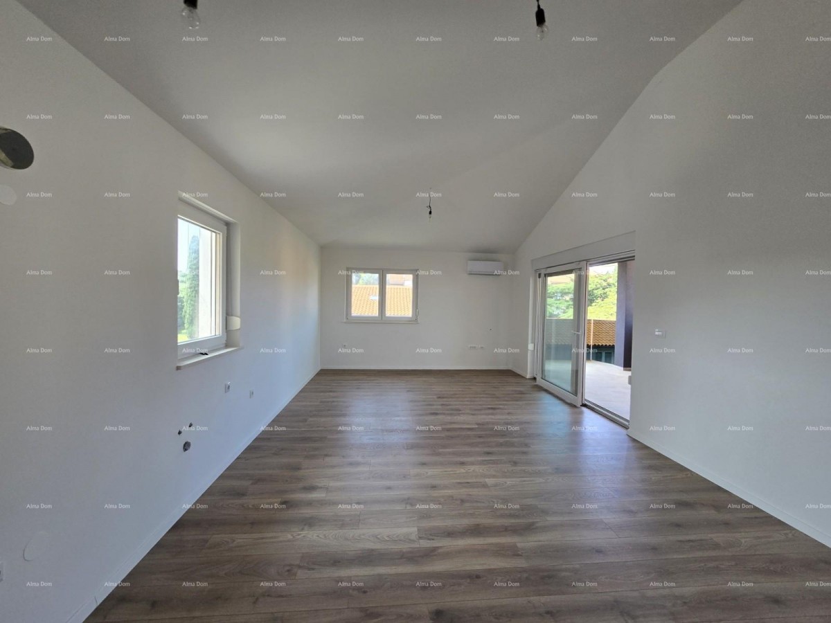 Prostran stan v Fažani, blizu centra in morja, popoln za življenje ali počitnice! 10