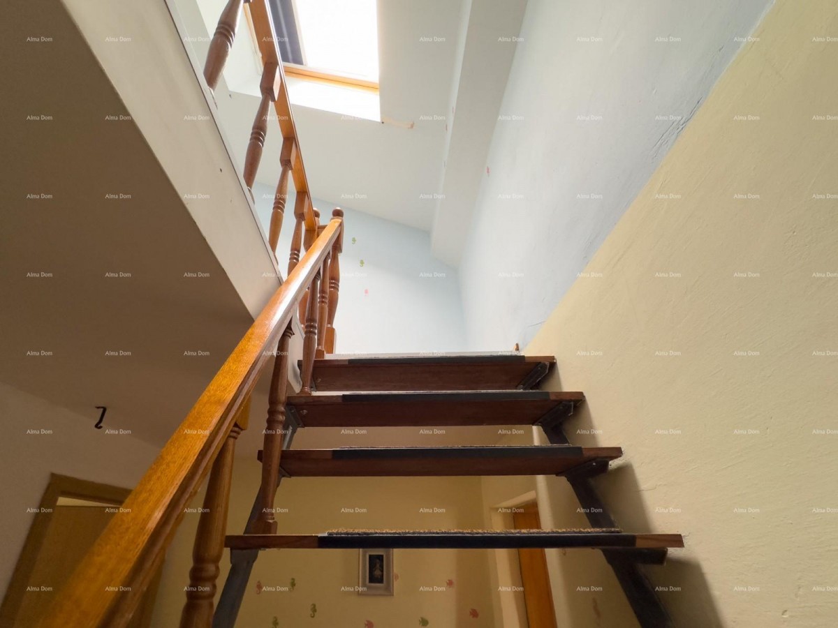 Prodajemo hišo v središču Ližnjana! 14