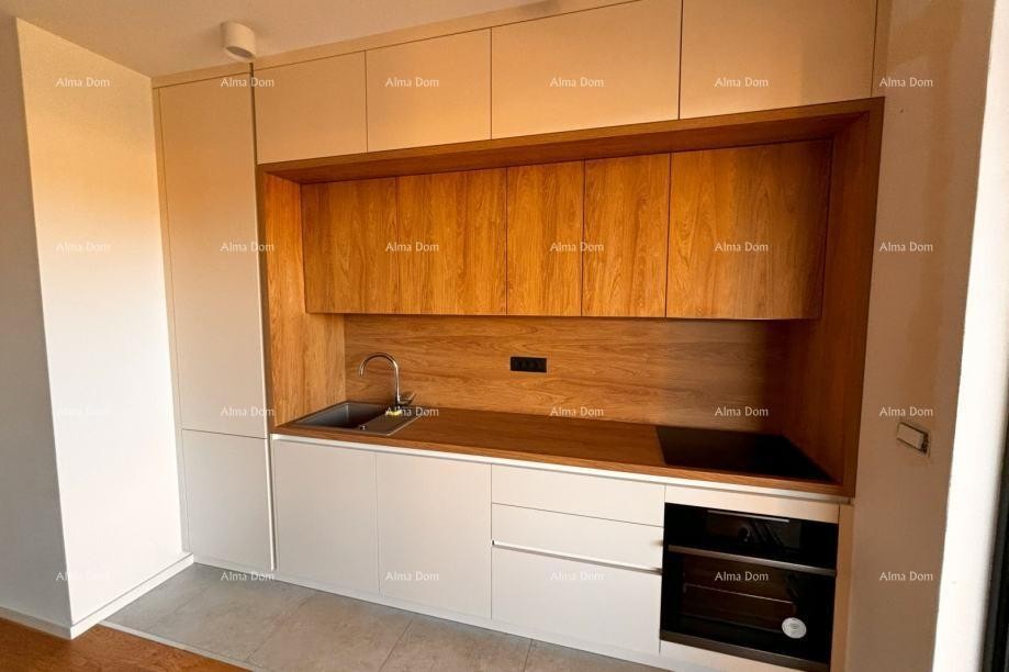 Prodaje se samostojeća moderna prizemna kuća, Bale! 8