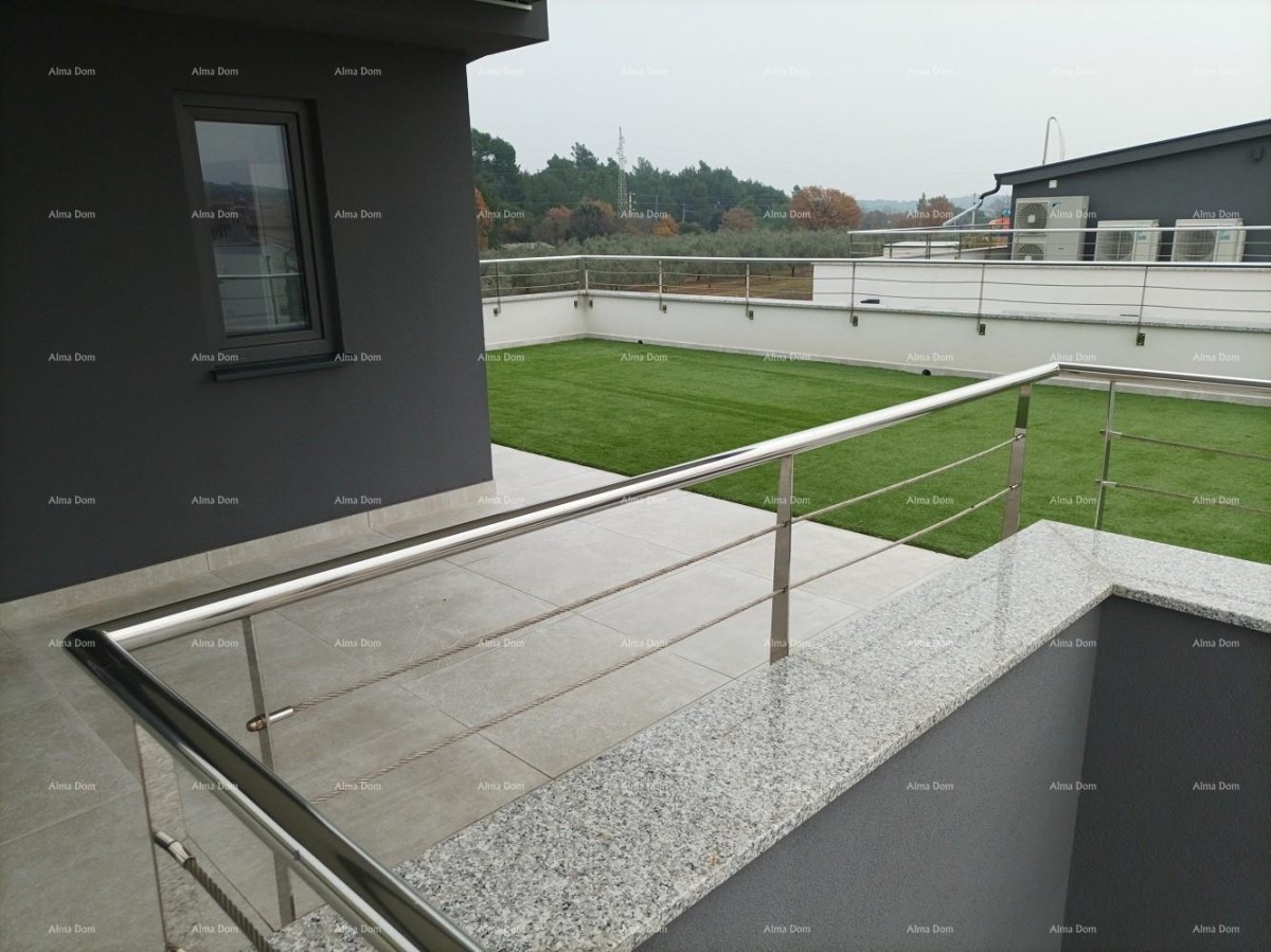 Moderní rekreační vila v uzavřeném komplexu s vilami na pobřeží moře. 36