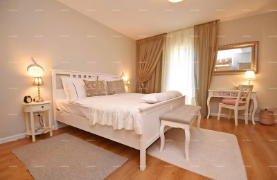 POREČ – ŠPADIĆI, STAN 74,29 m², 2 MINUTE OD PLAŽE