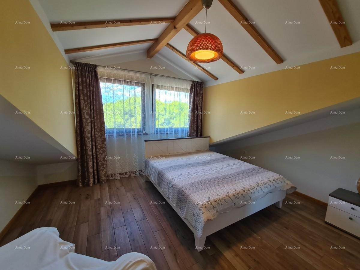Istra. Premantura.Troetažni stan s krovnom terasom! 100 metara do mora. 34