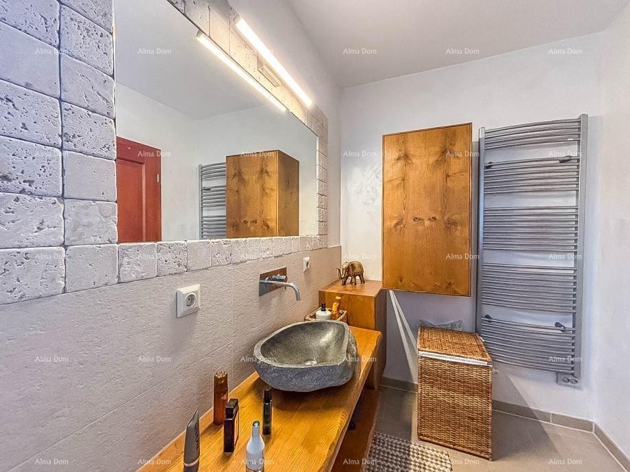 UMAG – Luxury villa with heated pool, just 120 m from the sea 13
