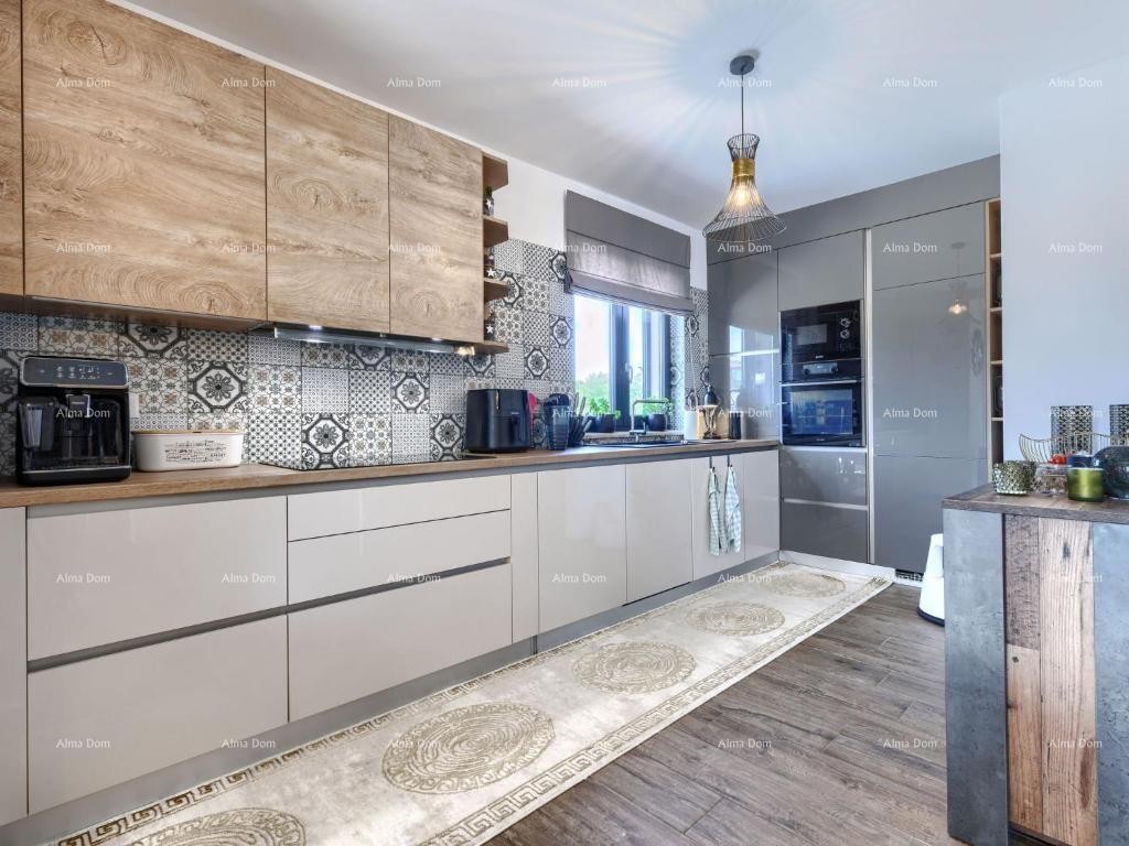 In vendita villa di lusso con piscina in un'oasi verde nei dintorni di Labin 9