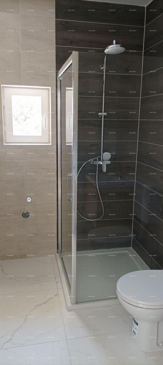 Новый многоквартирный дом недалеко от Ровиня 9