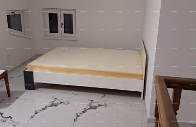 ЖМИНЬ – Совместная собственность на часть дома (3 жилых единицы)