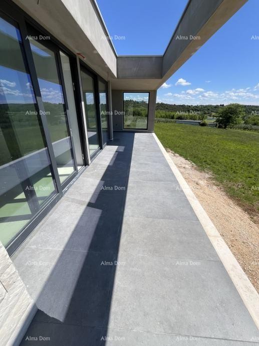 УМАГ – Современная отдельностоящая вилла 9