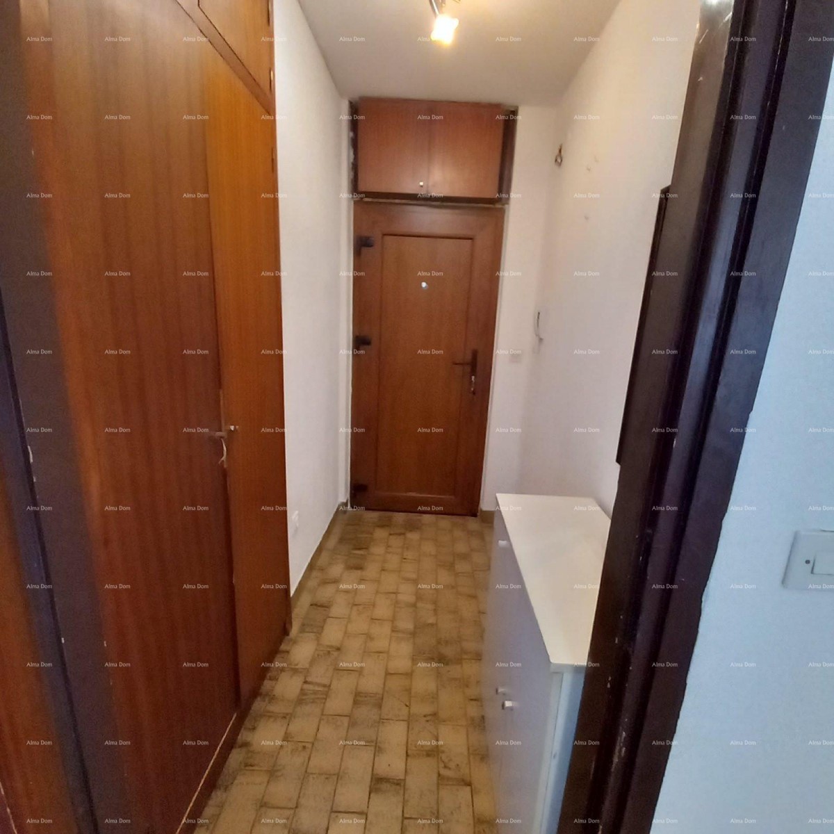 In vendita appartamento a Pola – 68 m² 11