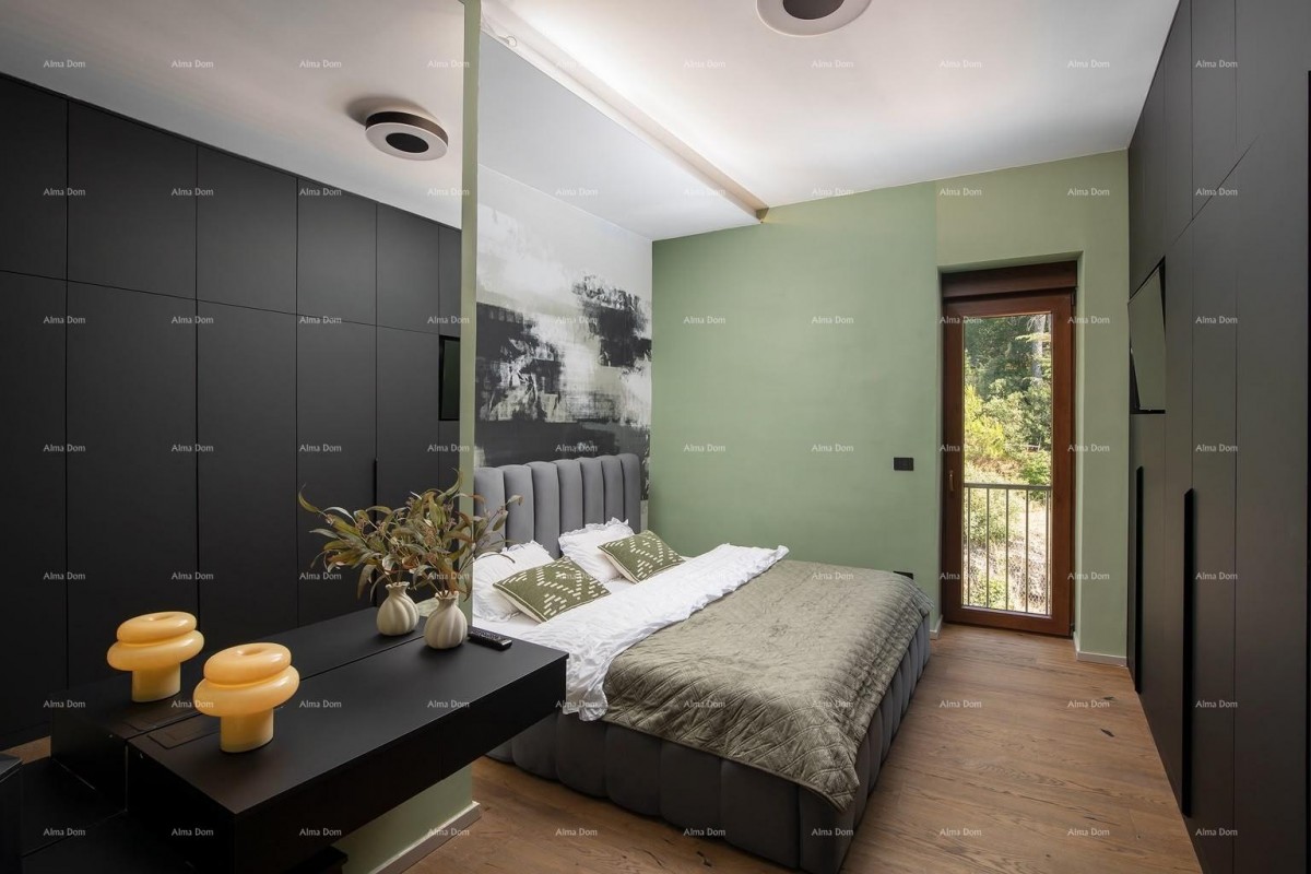 Luxury new construction just 200 meters from the Amphitheater! 10