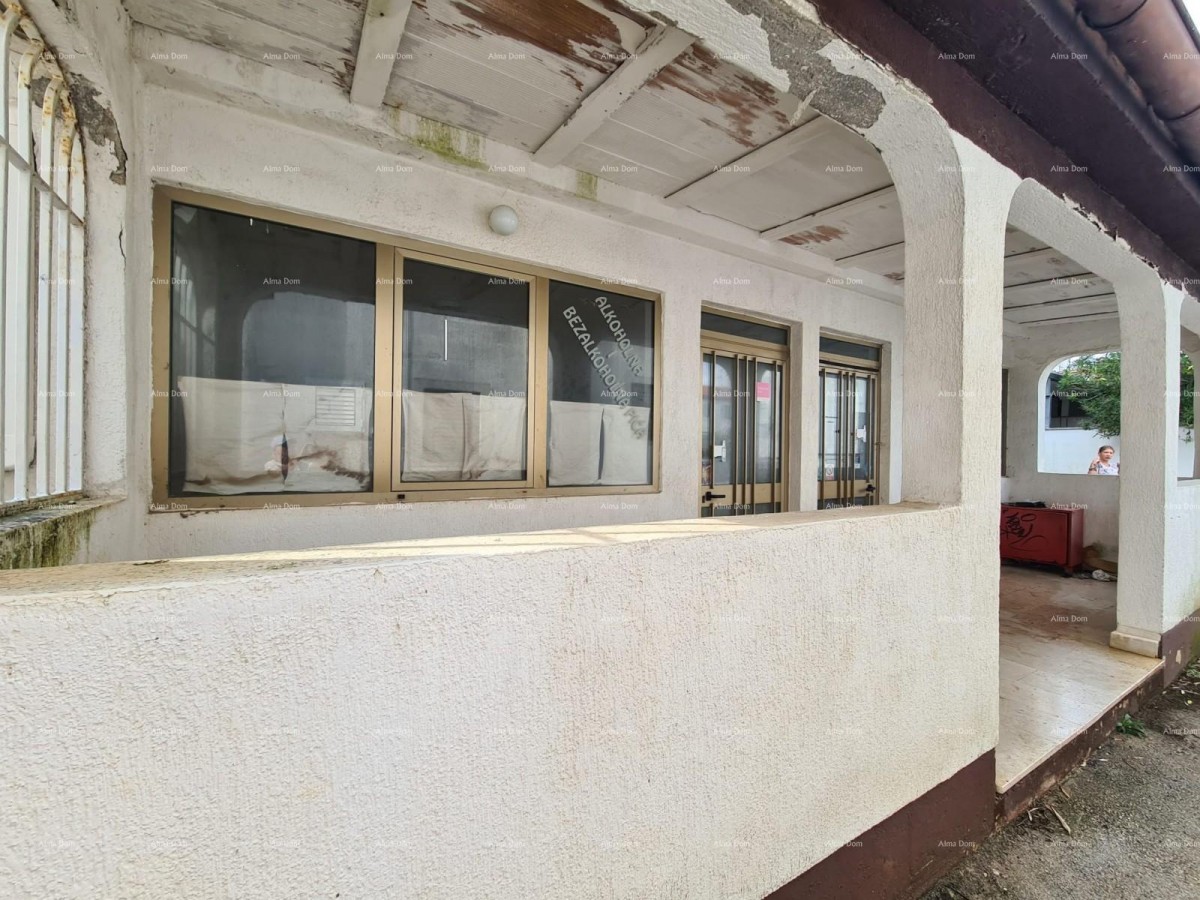 Апартамент на первом этаже здания 3