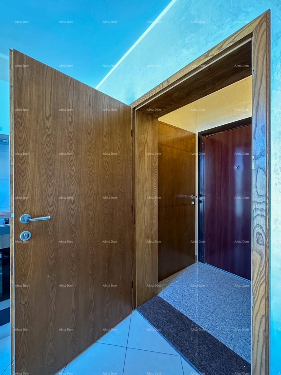 Appartamento in vendita in ottima posizione, vista mare! MEDULIN. 3