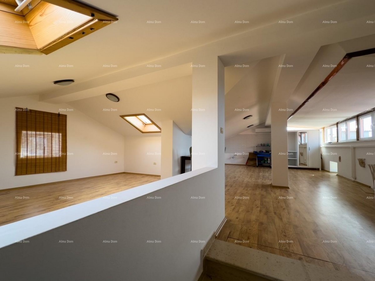 Renovated and fully furnished house with a sea view, Medulin! 24