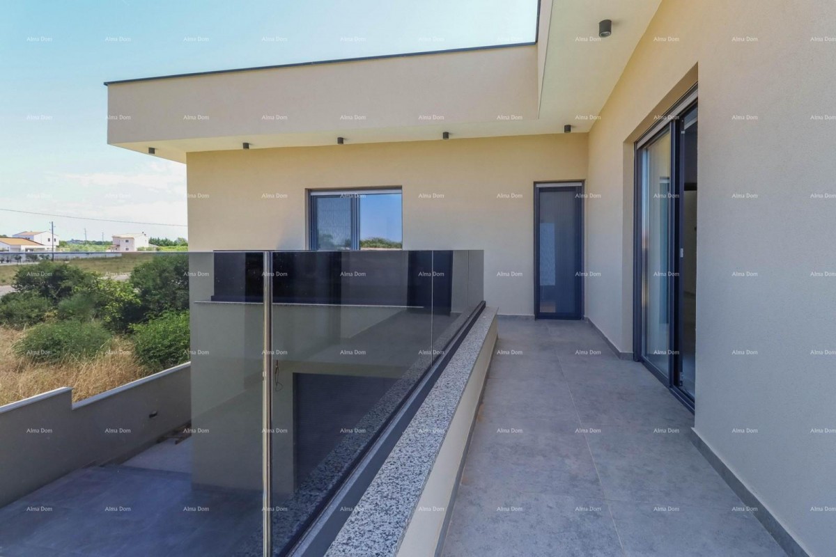 Пула - Лоборика. Новый отдельно стоящий дом с бассейном. 25