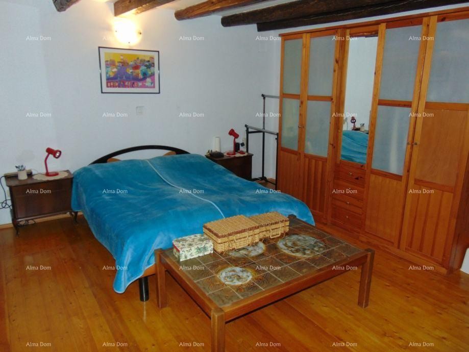 Prostrana hiša v Marčani s tremi nadstropji in vrtom - prodaja. 6