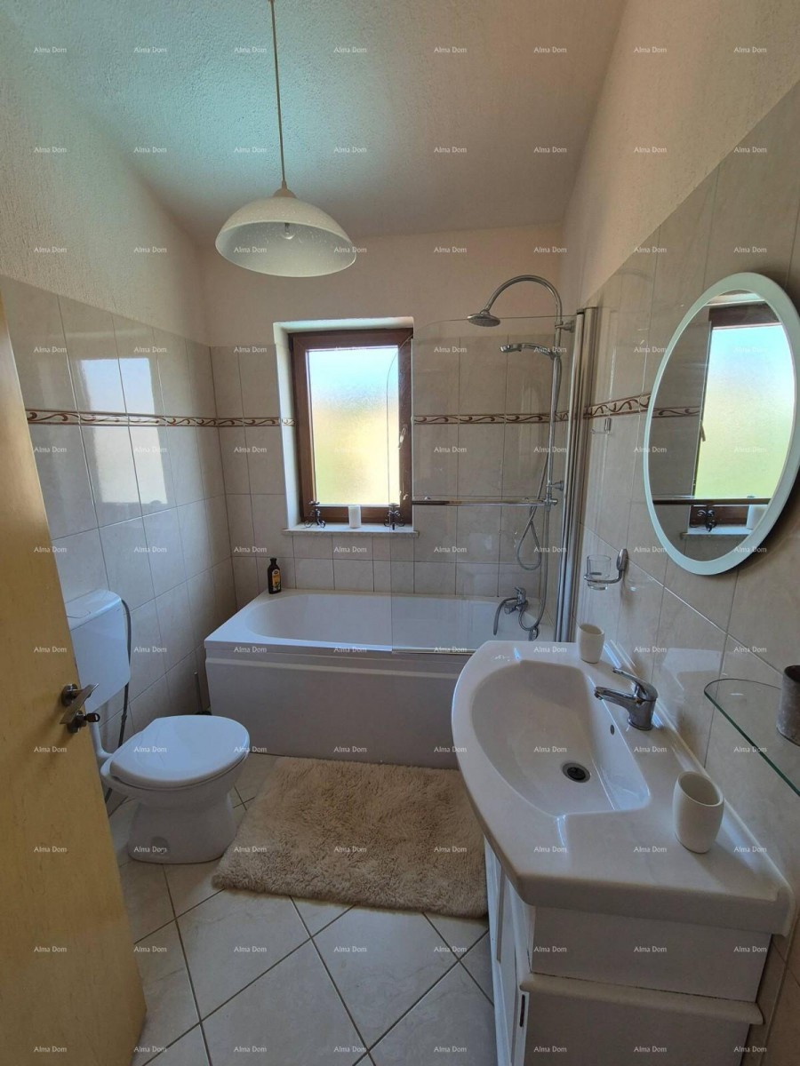 Stone house with a pool and panoramic sea view – Kaštelir 2