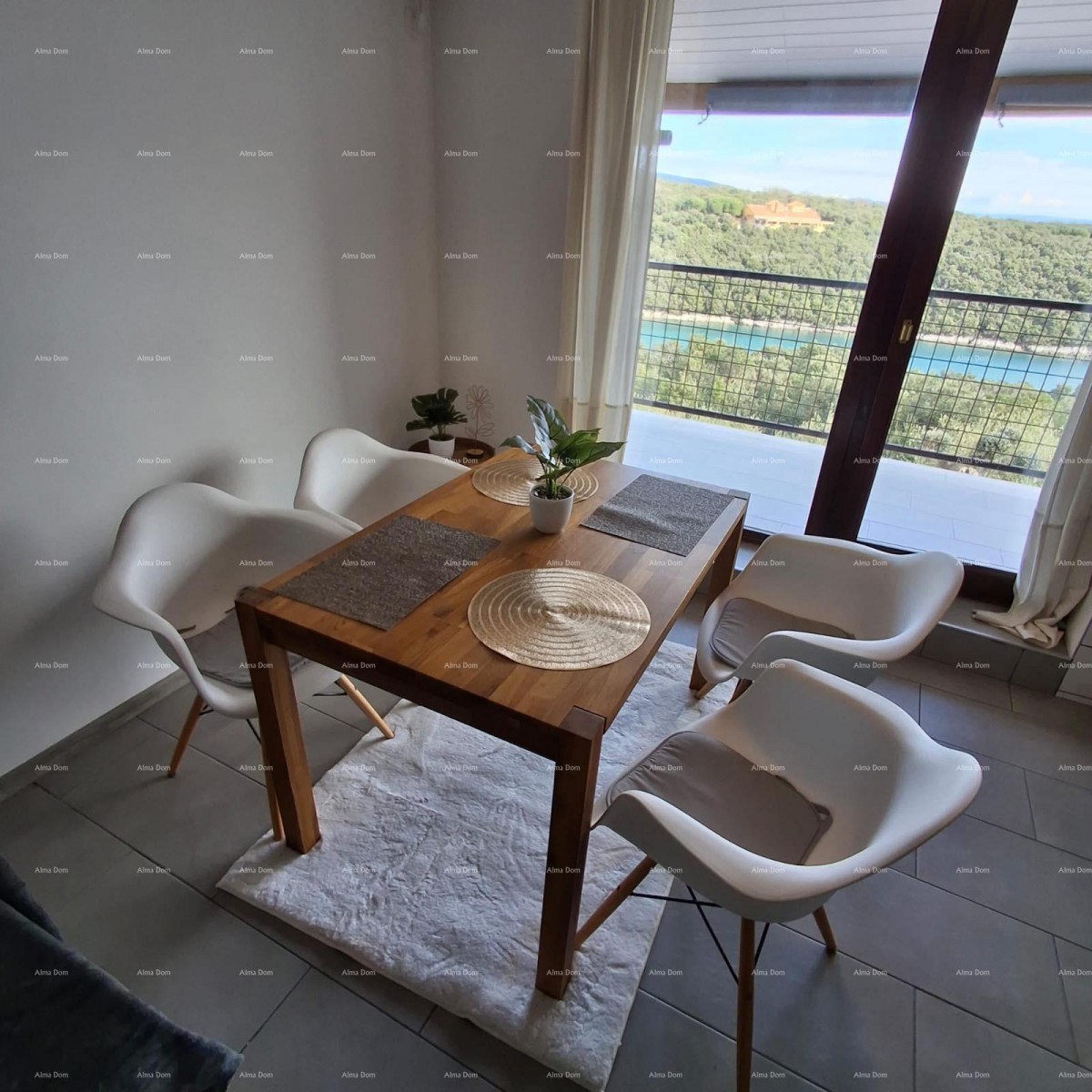 Первый ряд к морю! Ремонтированная квартира в Дугой Увале! 2