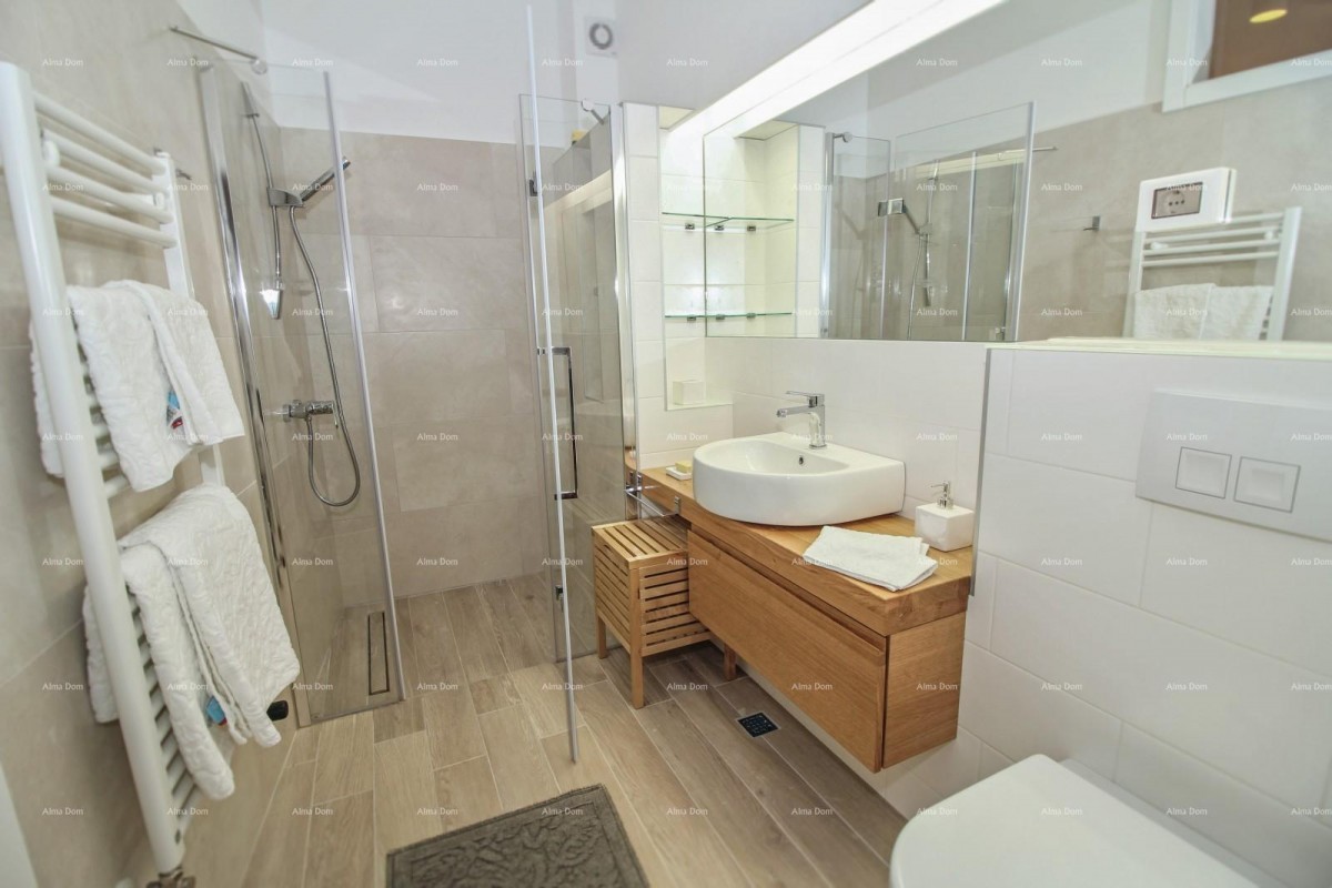 Beautiful, modernly furnished and renovated Istrian stone house for sale, Bale! 25