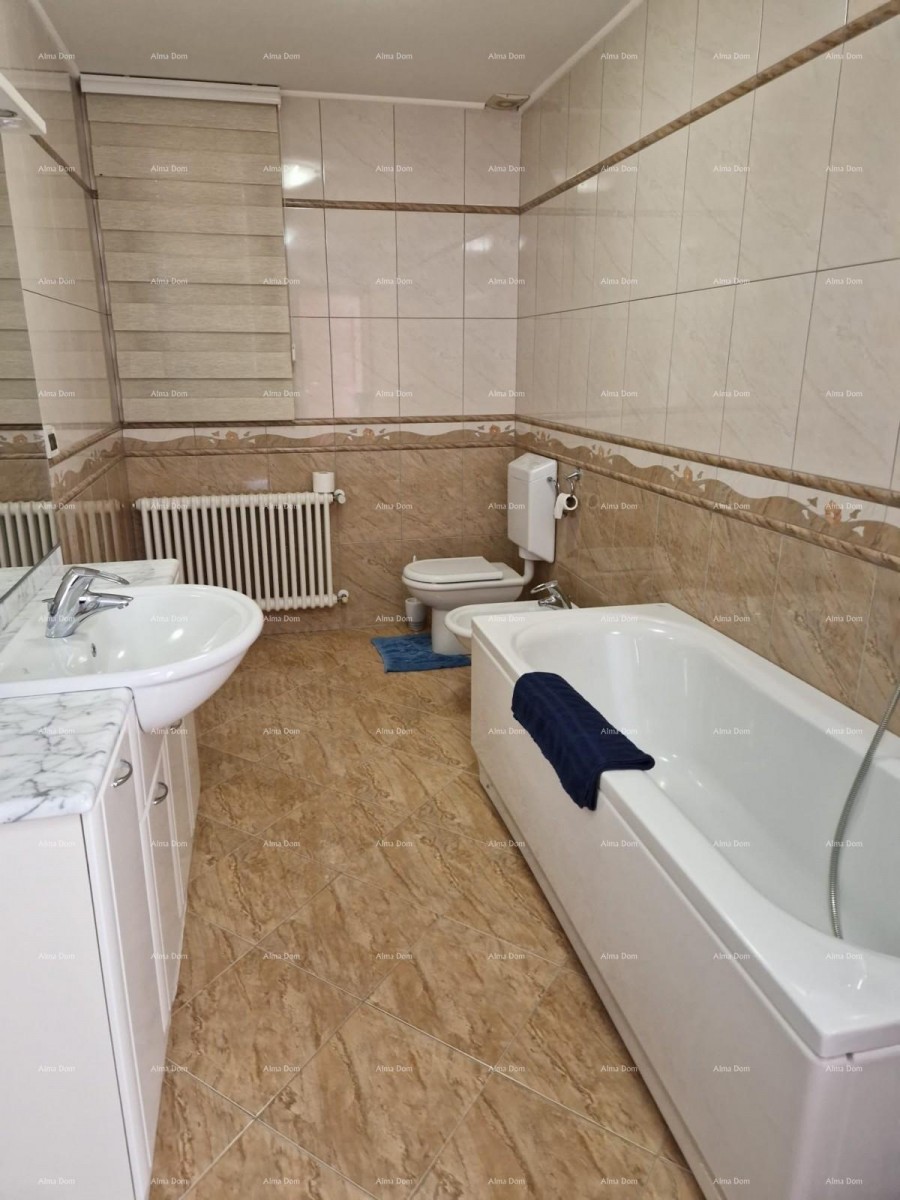 UMAGO - Spaziosa casa con ampio giardino, prima fila al mare 14