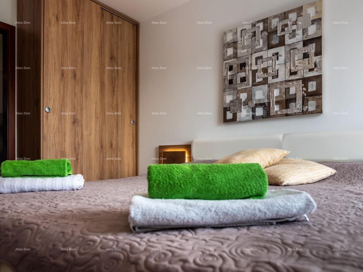 Apartmanska kuća s bazenom!Blizina mora i plaže!  Peroj. 47
