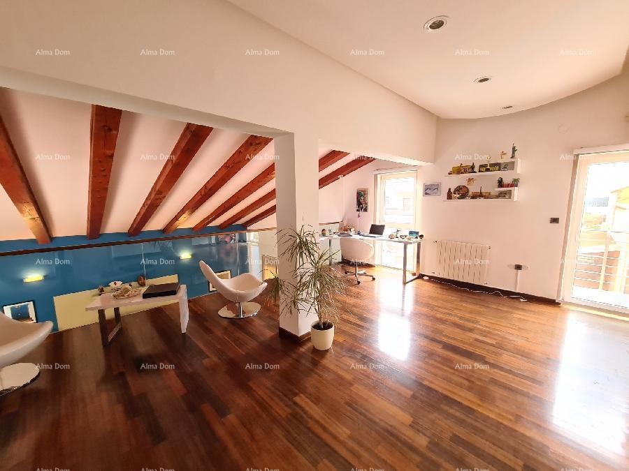 Баньоле, новая, современная отдельно стоящая вилла. 14