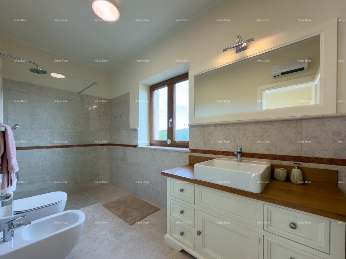 Продаем виллу с видом на Бриуны! 33