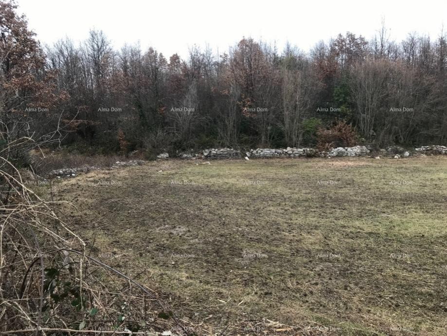 Građevinsko zemljište na ulazu u Pićan! 6