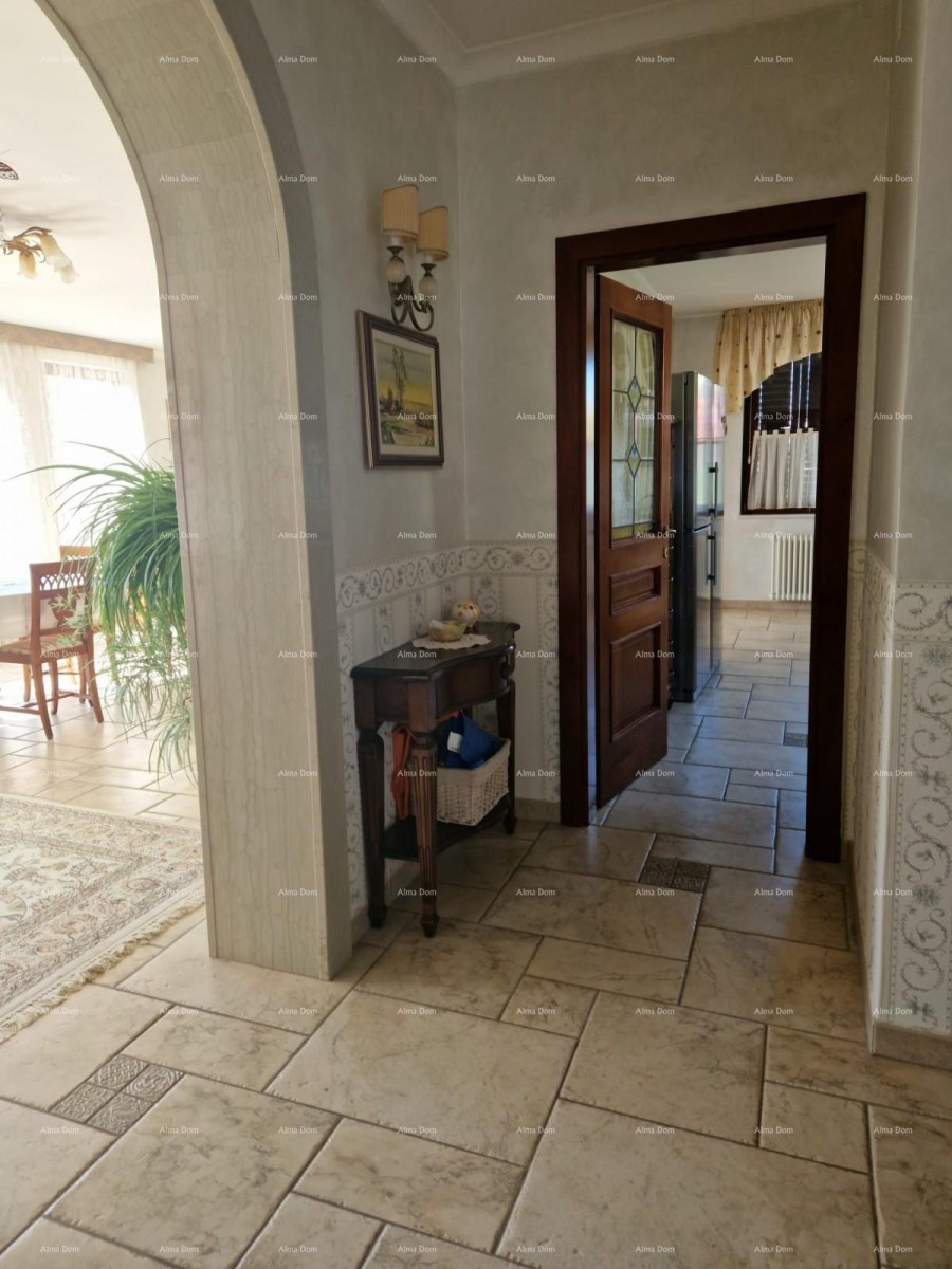 UMAGO - Spaziosa casa con ampio giardino, prima fila al mare 11