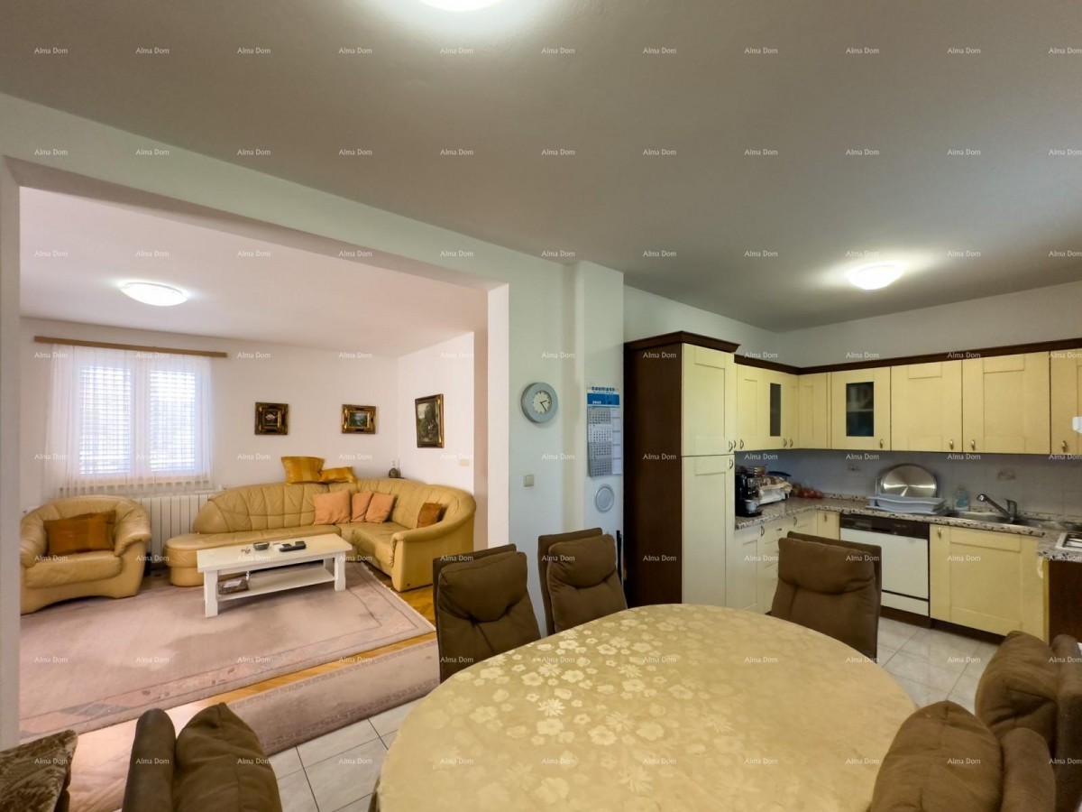 Prodajemo apartmajsko hišo na mirni lokaciji v Medulinu! 12