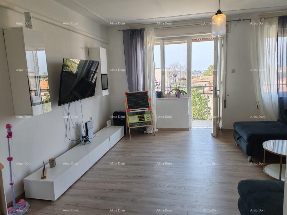 УМАГ, просторная квартира 80 м² 1