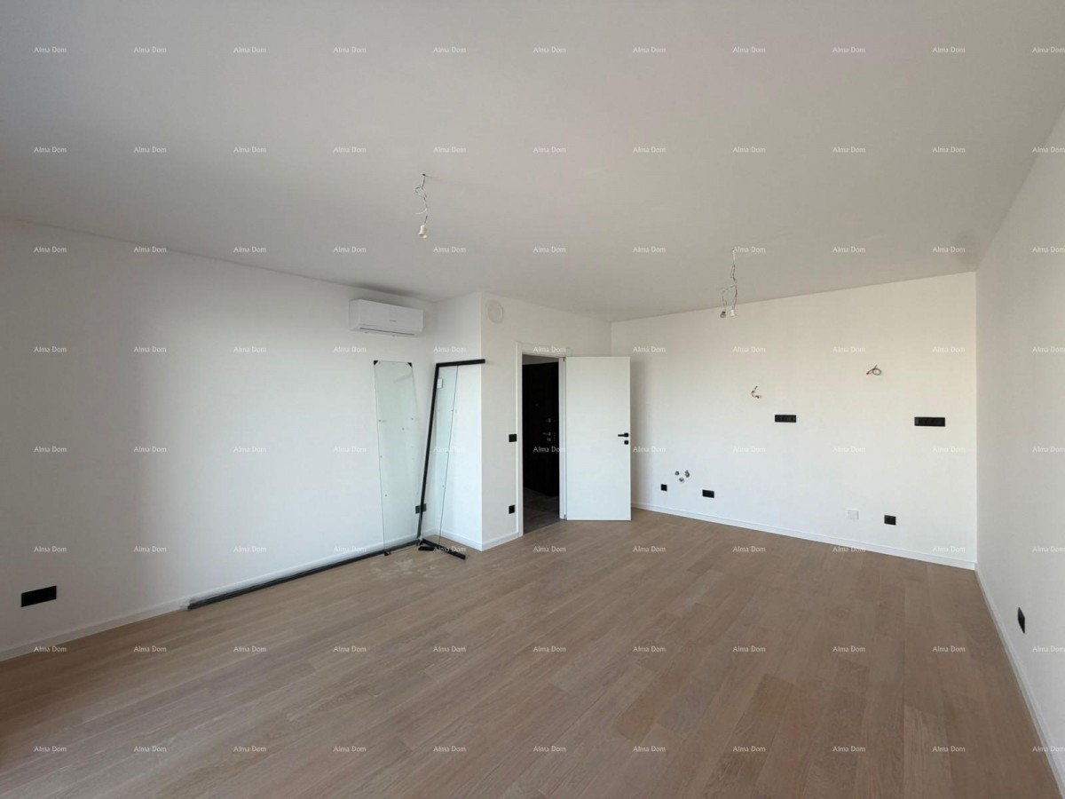 UMAG – Novogradnja! Stan v modernem stanovanjskem kompleksu z dvema parkirnima mestoma, S 3-27 21