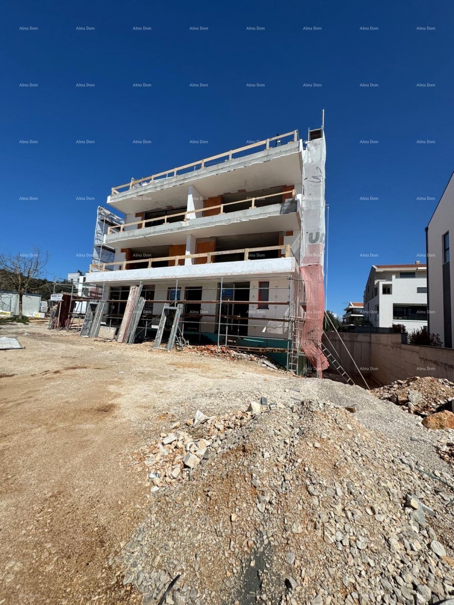 Appartamento in vendita a Rovigno con vista mare 18