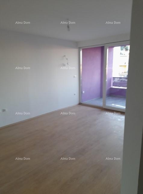 Prime location! Apartment for sale with a garage parking space in close proximity to the city center, Pula! 4