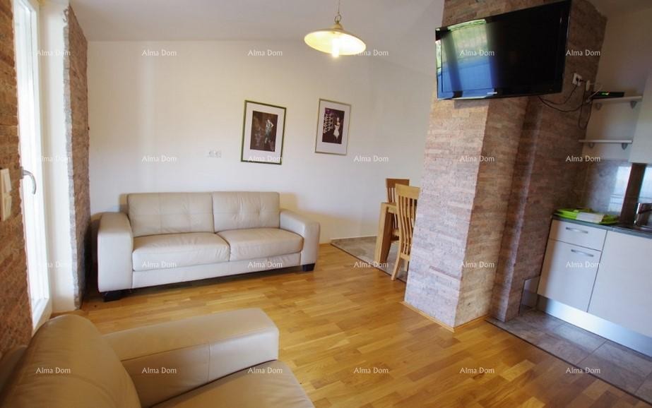 Labin, Casa con appartamenti, piscina e vista mare 19