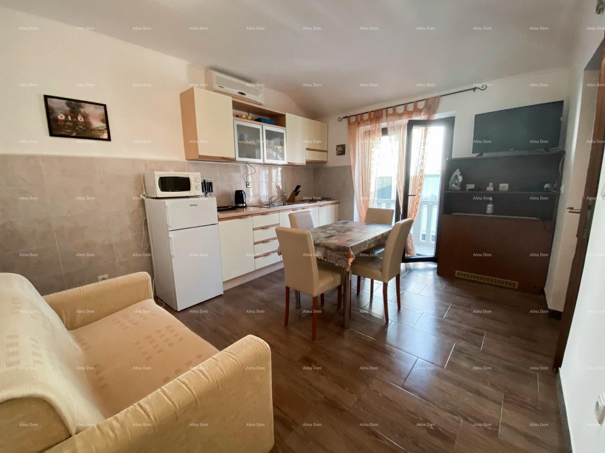 Beautiful villa with 6 apartments for sale in one of the best locations in Supetar, island of Brač! 44