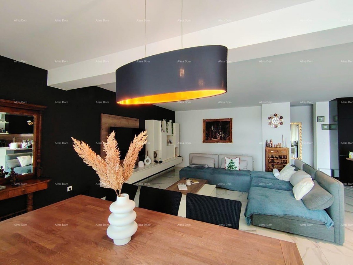 Luksuzno stanovanje s pogledom na morje, 30 m od plaže, popolno za družino 2