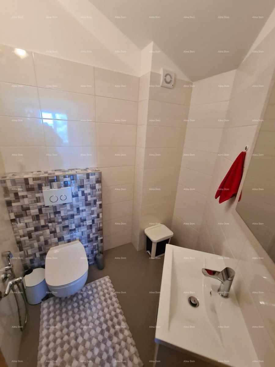 Istra. Premantura.Troetažni stan s krovnom terasom! 100 metara do mora. 31